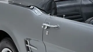 Foto 15 di 40: Ford Mustang Cabrio V8