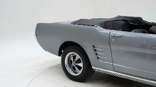 Foto 17 di 40: Ford Mustang Cabrio V8