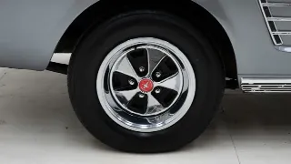 Foto 19 di 40: Ford Mustang Cabrio V8