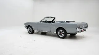 Foto 4 di 40: Ford Mustang Cabrio V8