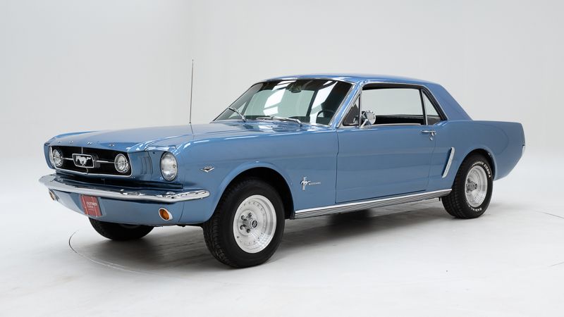 Ford Mustang Coupe V8