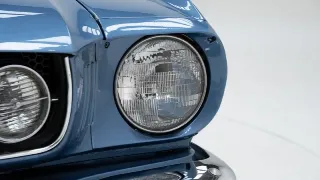 Foto 25 di 40: Ford Mustang Coupe V8