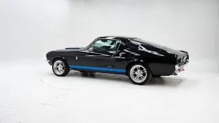 Foto 4 di 40: Ford Mustang Fastback V8