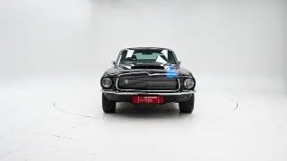 Foto 5 di 40: Ford Mustang Fastback V8