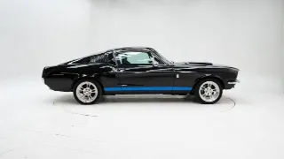 Foto 6 di 40: Ford Mustang Fastback V8