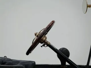 Foto 11 di 40: Ford T Touring Brass