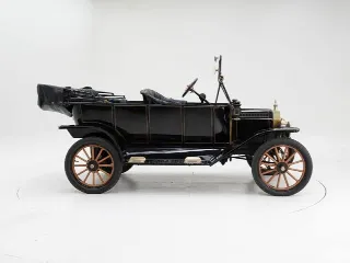 Foto 21 di 40: Ford T Touring Brass