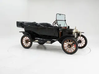 Foto 3 di 40: Ford T Touring Brass
