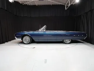 Foto 16 di 40: Ford Thunderbird Convertible Third Generation