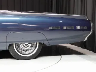 Foto 23 di 40: Ford Thunderbird Convertible Third Generation