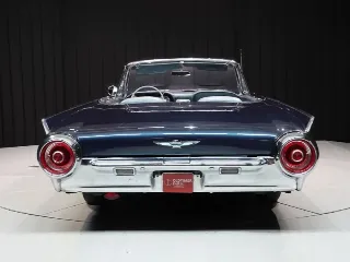 Foto 26 di 40: Ford Thunderbird Convertible Third Generation