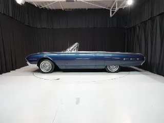 Foto 8 di 40: Ford Thunderbird Convertible Third Generation