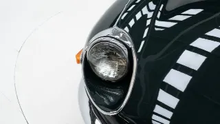 Foto 10 di 40: Jaguar E-Type 4.2 S2