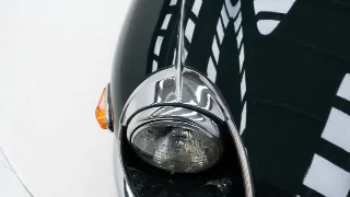 Foto 19 di 40: Jaguar E-Type 4.2 S2