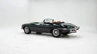 Foto 5 di 40: Jaguar E-Type 4.2 S2