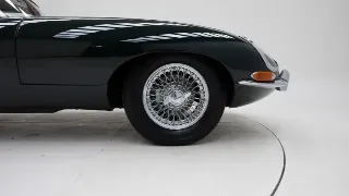 Foto 10 di 40: Jaguar E-Type Series 1 3.8 FHC