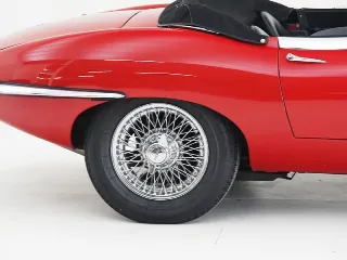 Foto 15 di 40: Jaguar E-Type Series 1 OTS