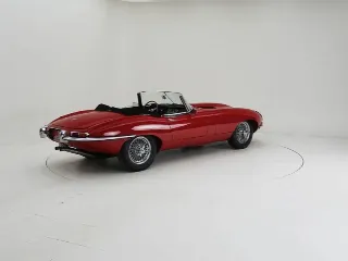 Foto 2 di 40: Jaguar E-Type Series 1 OTS