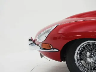 Foto 35 di 40: Jaguar E-Type Series 1 OTS