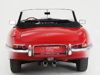 Foto 37 di 40: Jaguar E-Type Series 1 OTS
