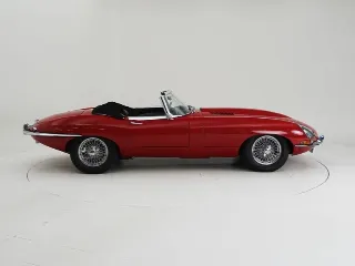 Foto 9 di 40: Jaguar E-Type Series 1 OTS