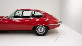 Foto 33 di 40: Jaguar E-Type Series 3 V12