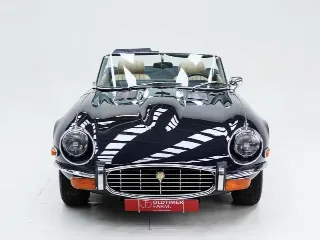 Foto 19 di 40: Jaguar E-Type Series 3 V12