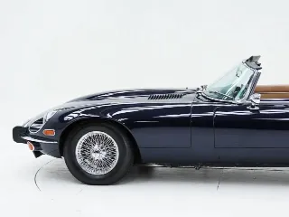 Foto 28 di 40: Jaguar E-Type Series 3 V12