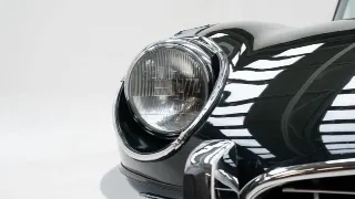 Foto 17 di 40: Jaguar E-TYPE Series 3 V12