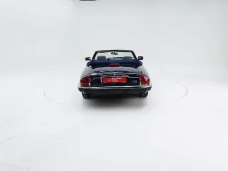 Foto 7 di 40: Jaguar XJS V12 Convertible