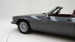 Foto 39 di 40: Jaguar XJS V12 Convertible