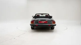 Foto 7 di 40: Jaguar XJS V12 Convertible