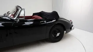 Foto 36 di 40: Jaguar XK 150 DHC