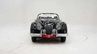 Foto 9 di 40: Jaguar XK 150 DHC
