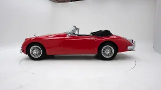 Foto 39 di 40: Jaguar XK 150 DHC