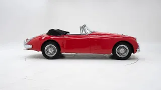 Foto 6 di 40: Jaguar XK 150 DHC