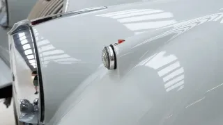 Foto 28 di 40: Jaguar XK 150 SE DHC