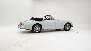 Foto 2 di 40: Jaguar XK 150 SE DHC