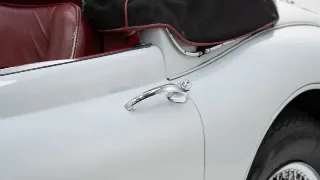 Foto 34 di 40: Jaguar XK 150 SE DHC