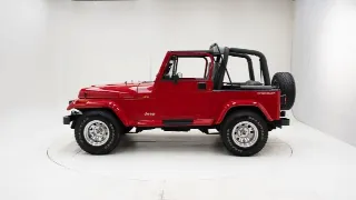 Foto 28 di 40: Jeep Wrangler Edition 4.0