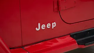 Foto 36 di 40: Jeep Wrangler Edition 4.0