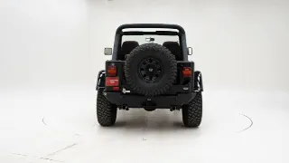 Foto 7 di 40: Jeep Wrangler RestoMod