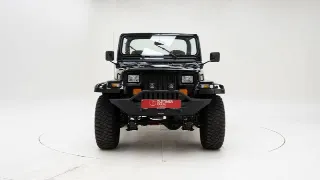 Foto 9 di 40: Jeep Wrangler RestoMod