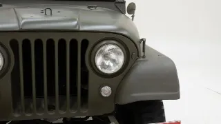 Foto 19 di 40: Kaiser Willys M38A1