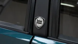Foto 25 di 40: Lancia Delta Evoluzione 8V
