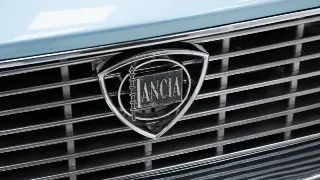 Foto 12 di 40: Lancia Flaminia GT Touring