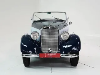 Foto 15 di 40: Mercedes-Benz 170 V Roadster