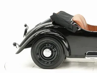 Foto 13 di 40: Mercedes-Benz 170/6 Roadster by Reutter