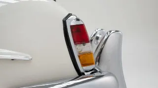 Foto 36 di 40: Mercedes-Benz 190 SL + Hardtop