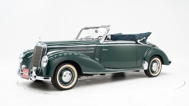 Mercedes-Benz 220 A Cabriolet
